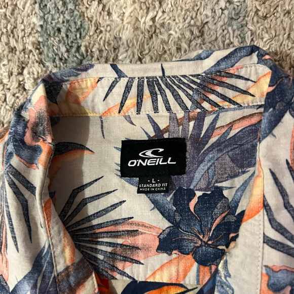 Short sleeve button down - Picture 2 of 2